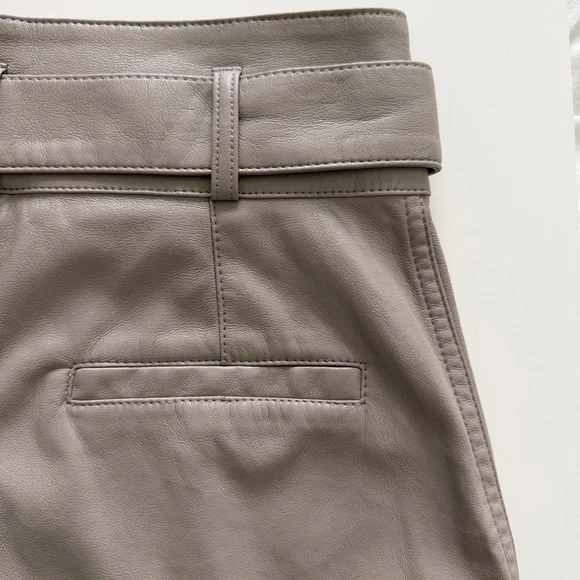 Babaton Aritzia Vegan Leather Belted Pants Taupe High Rise Size 0 - Picture 12 of 13